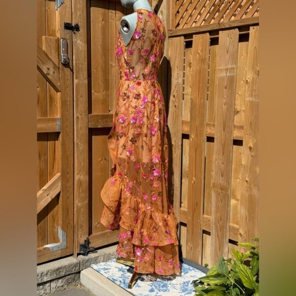 🆕 BRONX & BANCO🧿 NWOT Sicilia Coral Sequin Fluted Hem Maxi Dress, Sz M US 6 - Picture 6 of 14